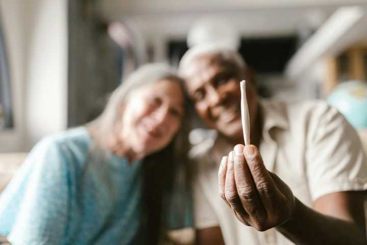 Top Pot Strains Helping Seniors Sleep Better and Stress Less