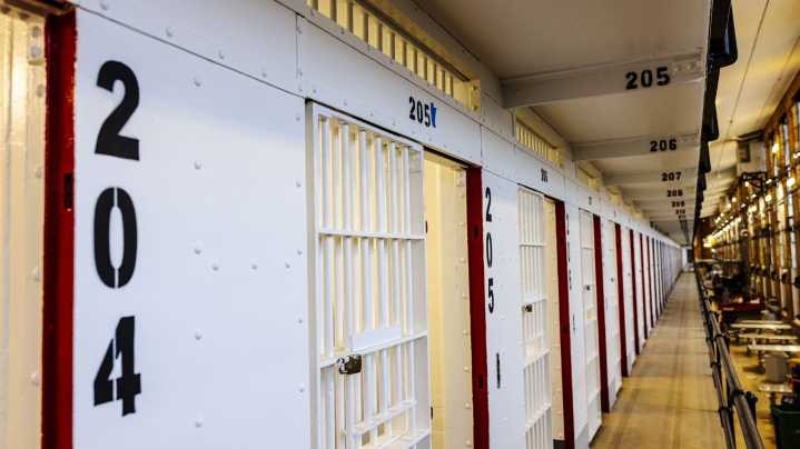 Stillwater prison closure plans push ahead
