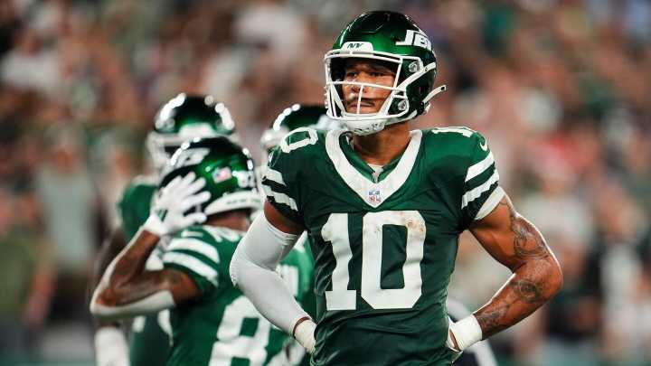 Despite Aaron Rodgers in Pittsburgh, Allen Lazard may prefer staying with the Jets
