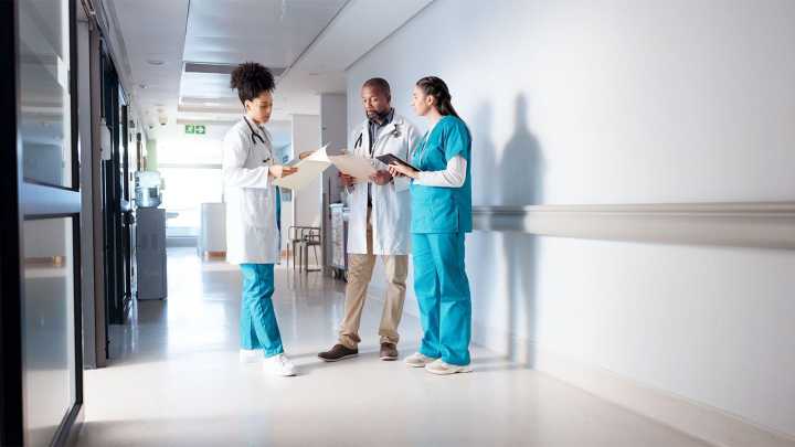 Starting a New Hospital Job? Here's How to Adapt