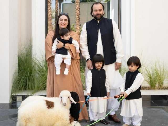 Bakhtawar Bhutto shares Eidul Azha family photos with sacrificial lambs