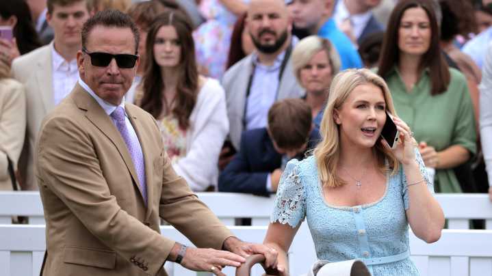 Karoline Leavitt's Makeup-Free Outing Was Overshadowed By Her Aged