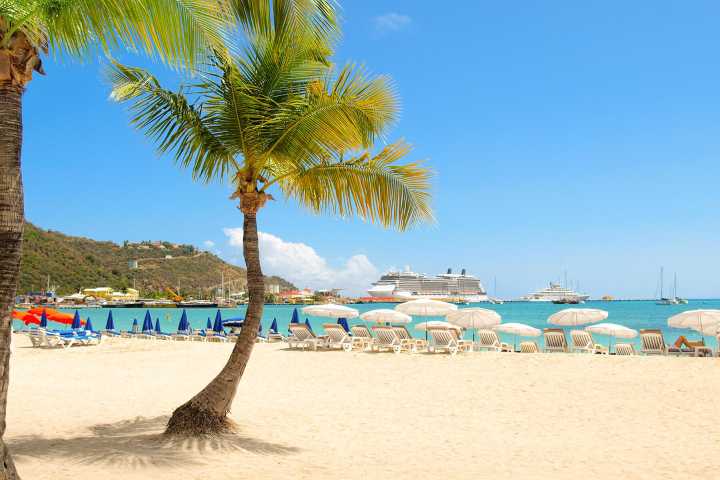 Americans Have a New Summer Travel Strategy: Wait and See