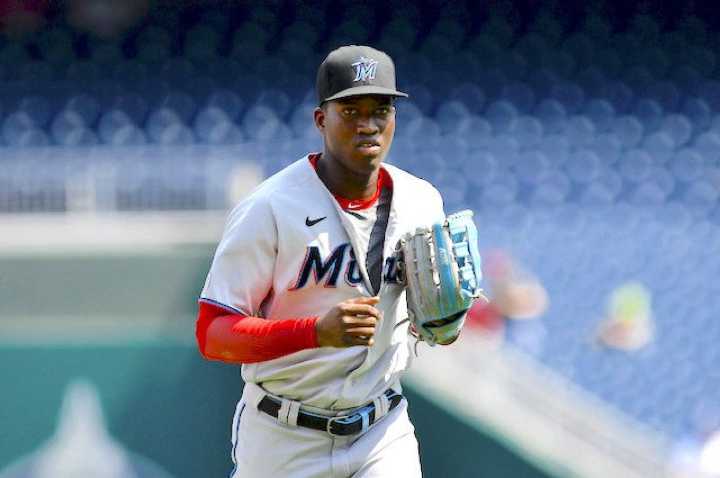 6 Bargain Basement Hitters - Fantasy Baseball Waiver Wire Pickups For Week 10 (2025)
