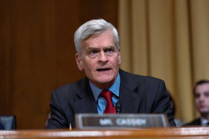 Reintroducen en el Congreso medida bipartidista para aumentar reembolso a Puerto Rico por arbitrio federal al ron importado