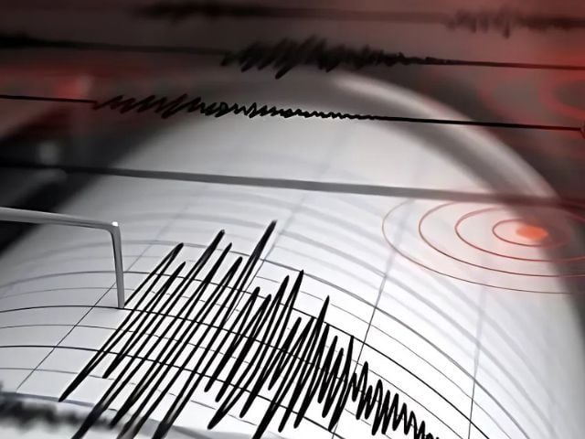 Karachi shaken by two more earthquakes as six-day tremor tally hits 32