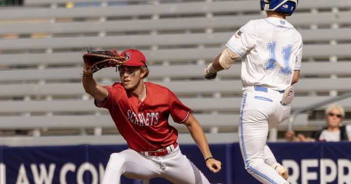 Crosstown split: Scarlets, Royals both adjusting early with hopes of making deep runs