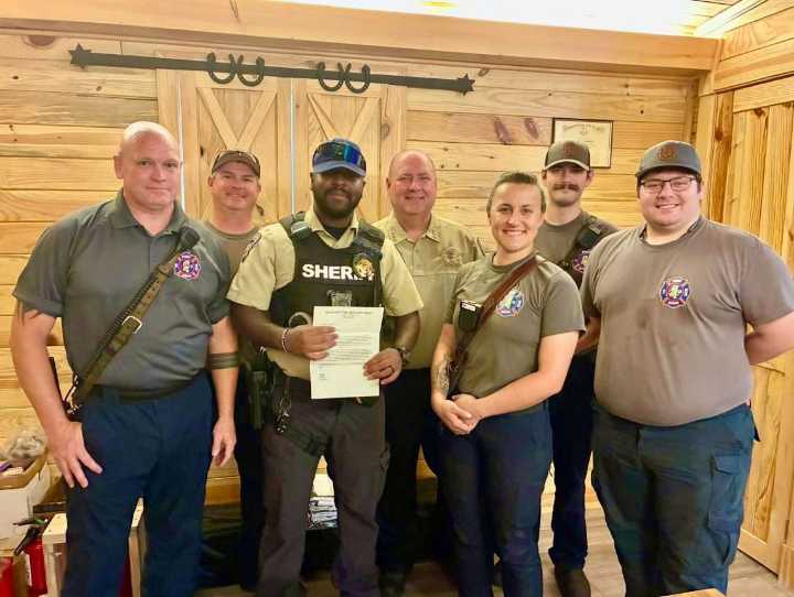 STEPPING UP TO SERVE: Stone County Sergeant Helps Wiggins Firefighters While Fighting House Fire