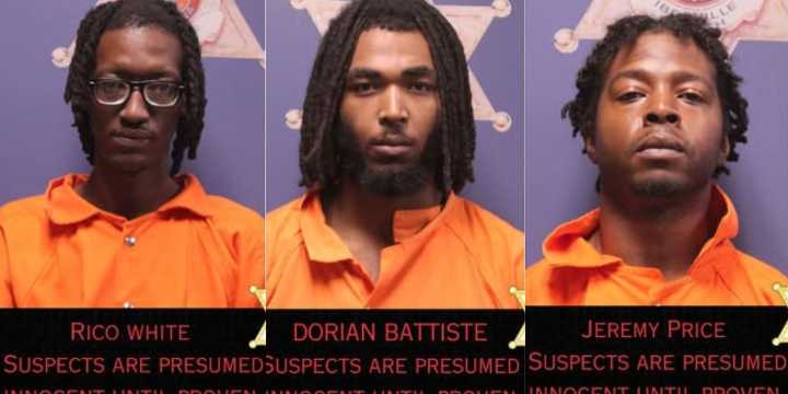 Retail store employees accused of stealing gaming consoles