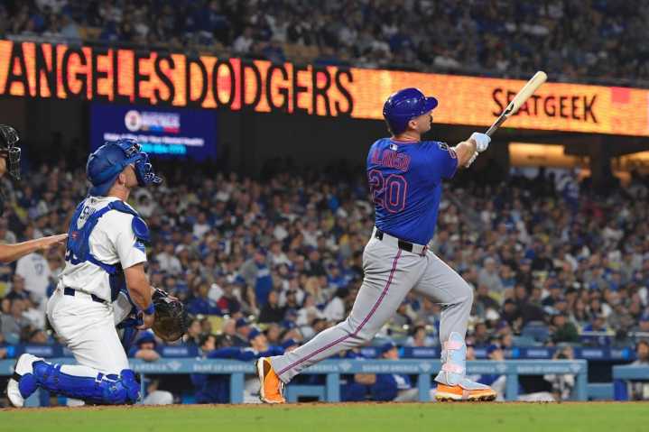 Alonso homers twice as Mets look like best team in NL after another win over Dodgers