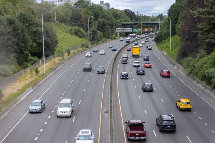 Oregon Democrats set near-final tax proposals for major transportation package