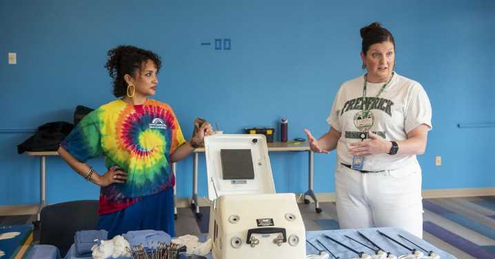 Teens learn about life-saving technology with life
