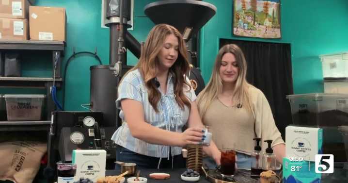 Let Me Help: Blueberry streusel cold brew