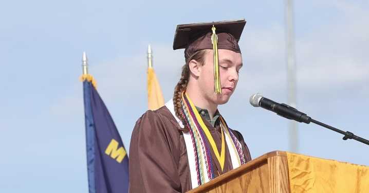 Capital High sends off 290 graduates with pride, reflection, advice for future