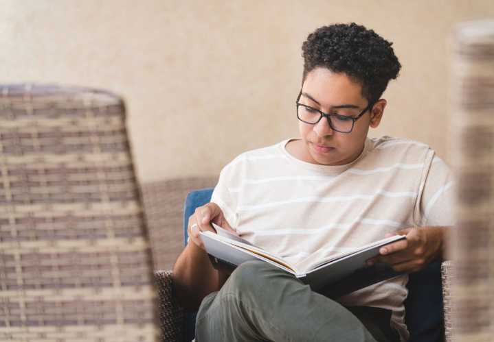 Indianápolis celebra Juneteenth con literatura y comunidad