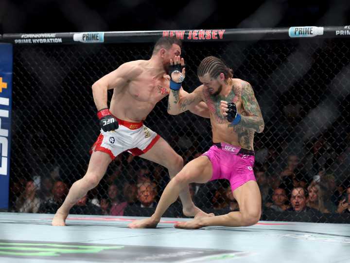 Merab Dvalishvili taps Sean O’Malley, retains bantamweight title at UFC 316