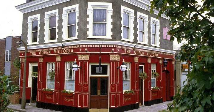 Former EastEnders star claims castmates 'wouldn't last two minutes outside' BBC soap