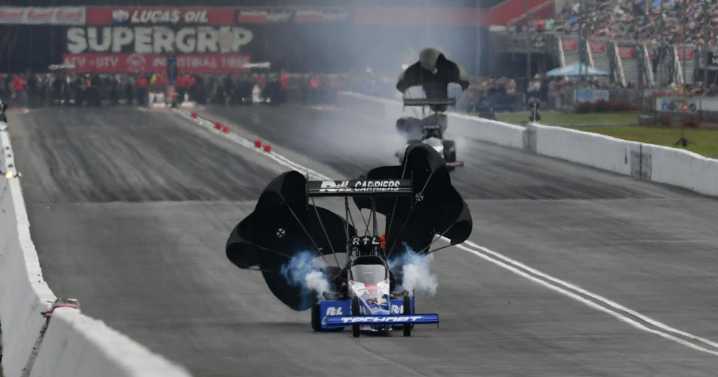 NHRA THUNDER VALLEY NATIONALS: Tony Stewart headlines the show at Bristol Dragway