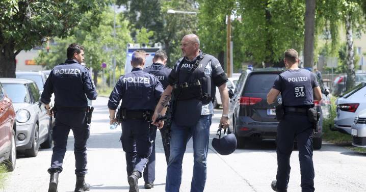 A school shooting in the Austrian city of Graz leaves at least 9 people and suspected gunman dead
