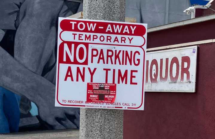 Venice Shorts: No Parking Signs Now Posted Along Washington Blvd