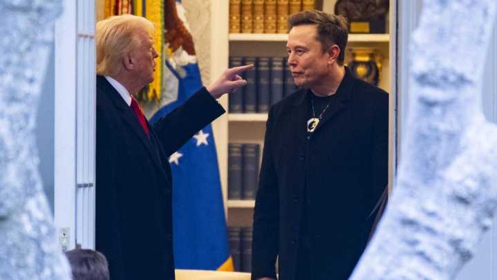 In row with Trump, SpaceX chief Musk says will end critical US spaceship programme