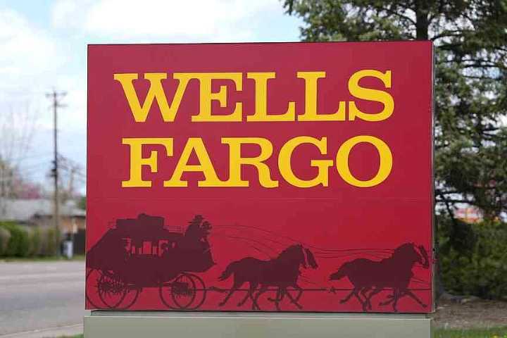 Fed drops restrictions placed on Wells Fargo