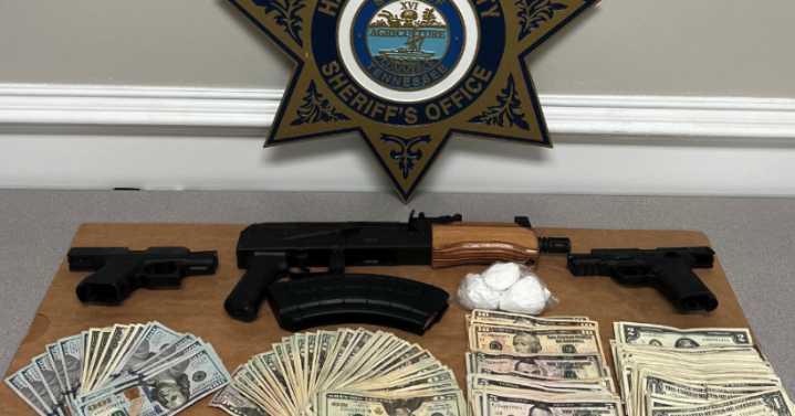 Ooltewah man arrested, charged with possession of fentanyl with children in home
