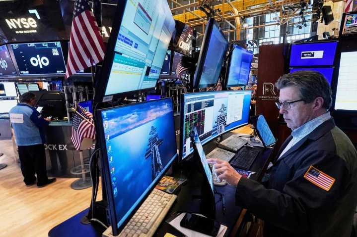 Wall Street is on hold as countdown ticks toward Friday's jobs report