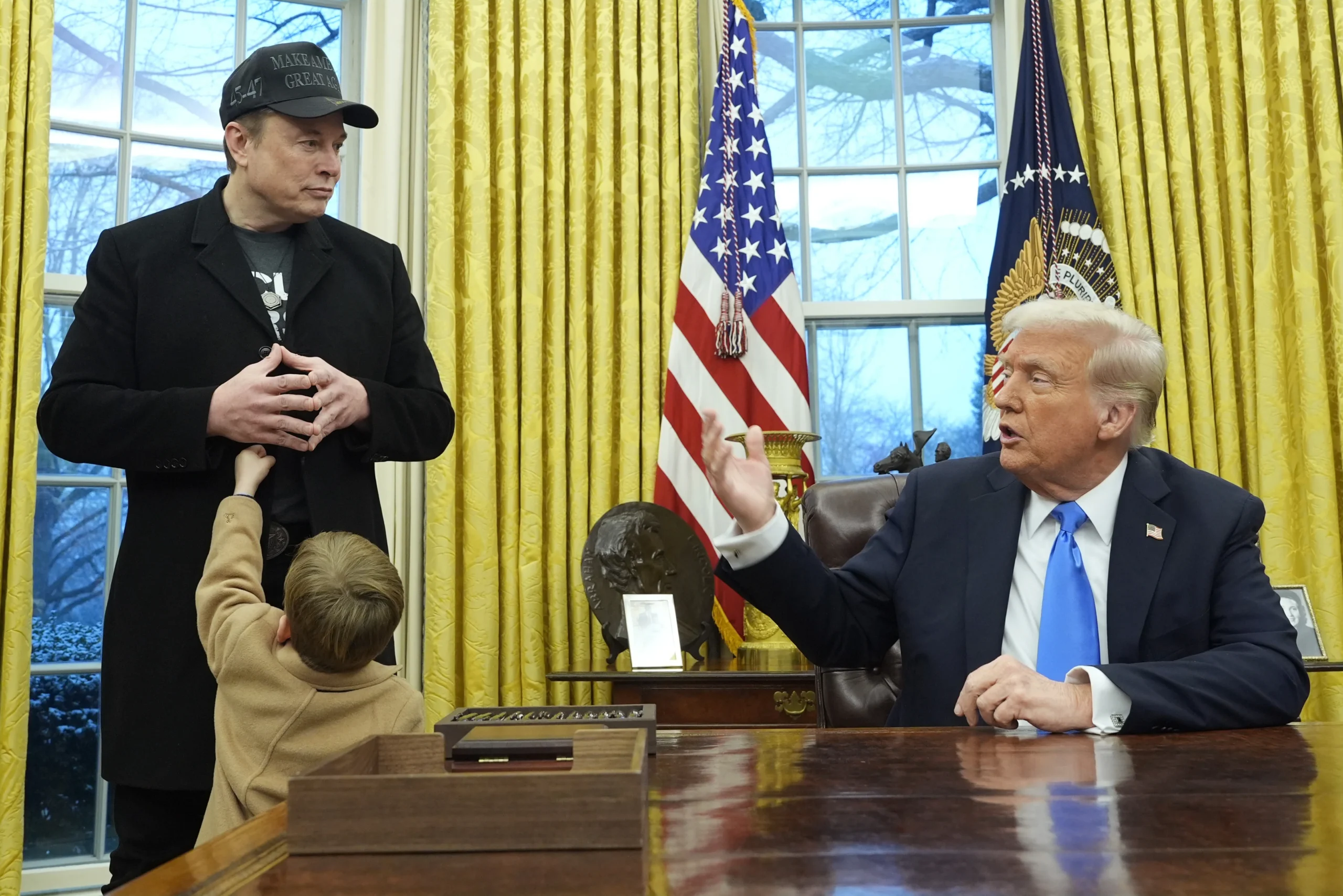 Musk-Trump feud descends into embarrassing spectacle
