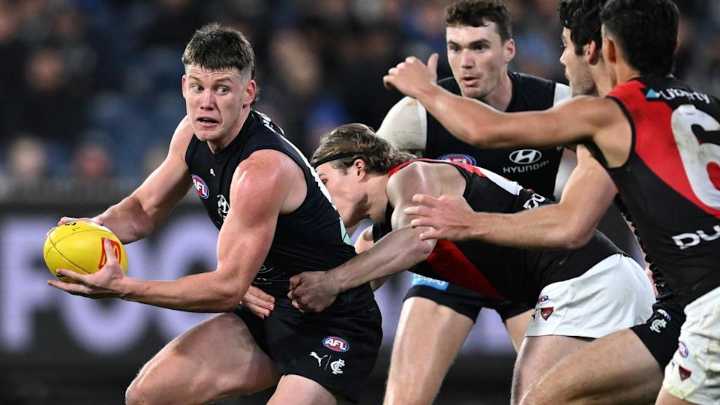 Blues hold off Bombers fightback for crucial win