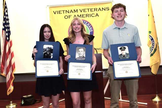 5 Forsyth County graduates awarded $5,000 scholarships from local Vietnam veterans