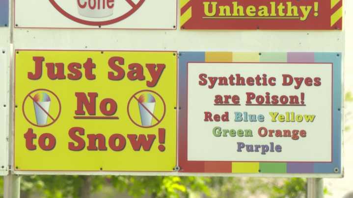 North Texas snow cone debate over synthetic dyes heats up
