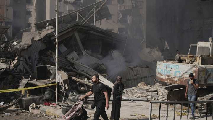 Lebanese army warns Israeli airstrikes might force it to freeze cooperation with ceasefire committee