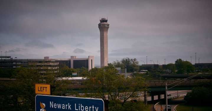 'No more floppy disks': Air traffic control overhaul faces some daunting obstacles