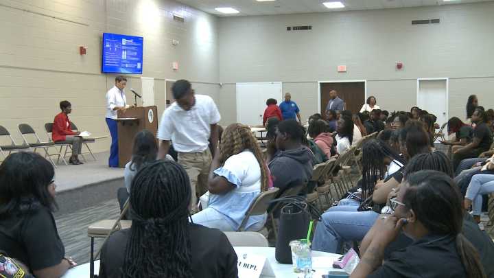 City of Selma provides youth 16 and up with jobs for the summer