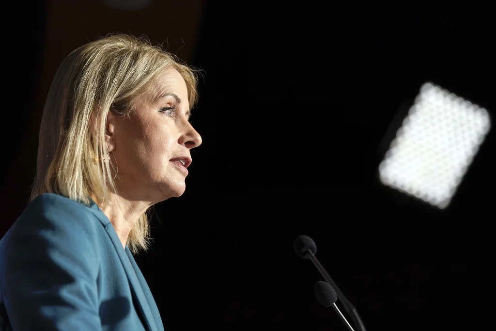 House Republican posts then deletes that Sikh should not be allowed to deliver Congress prayer