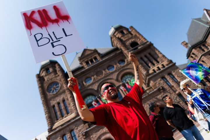 Two First Nations working on roads to Ring of Fire do not support new mining law