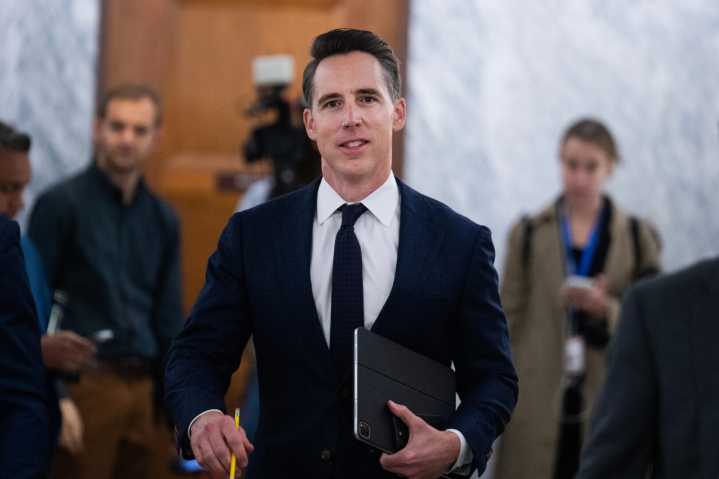 Revamped Senate AI provision faces quick opposition