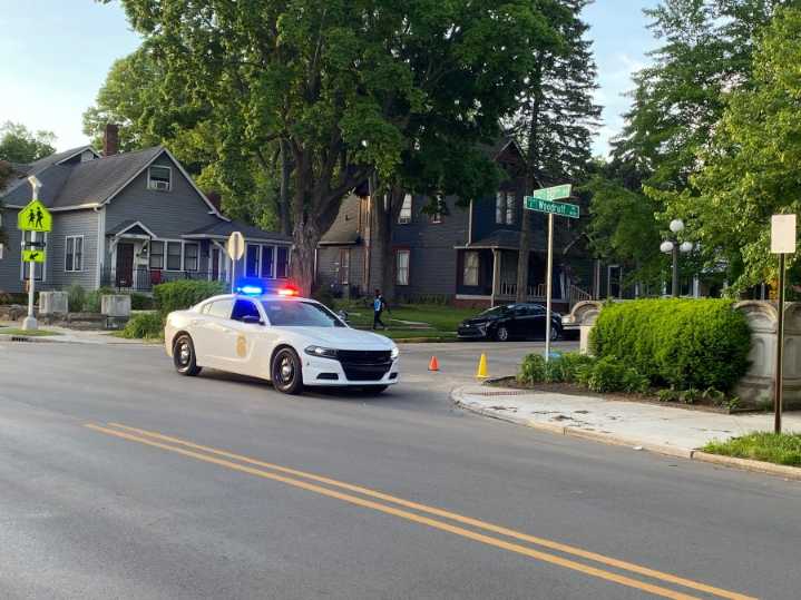 Prosecutor: Off-duty Anderson police officer charged after shooting weapon during car robbery