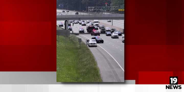Crash causing lane closures on I-480 in North Olmsted