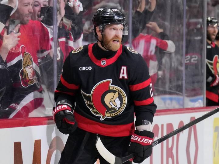Ottawa Senators resume talks to get Claude Giroux signed