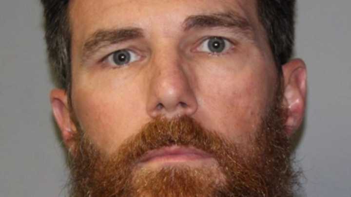 Former Austin police sergeant resigns amid assault and official oppression charges