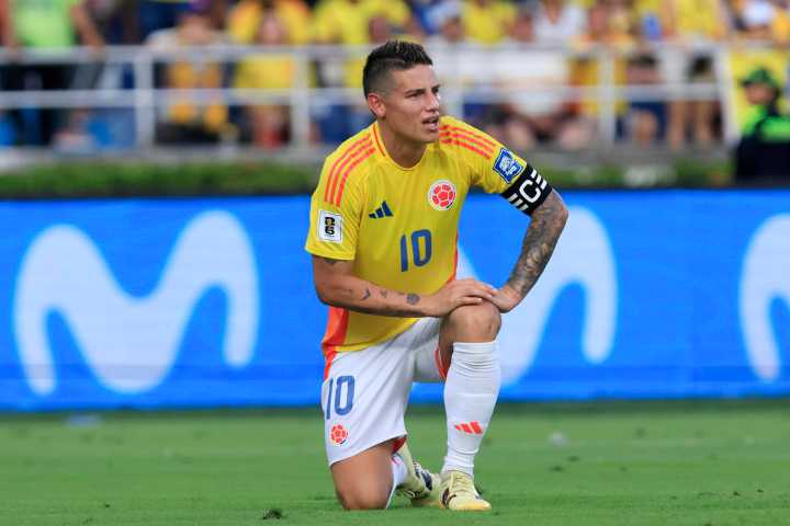 James Rodríguez dice que Colombia lo intentó "por todo lado" ante Perú