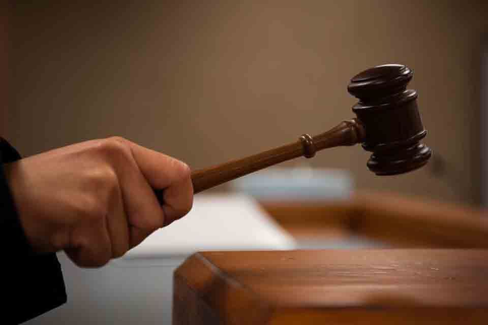 Oregon Man Faces 40 Years for Giving Psychedelic Drugs to High School Students