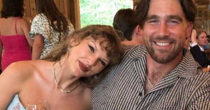 Taylor Swift & Travis Kelce Spotted Dancing At Wedding: Photos