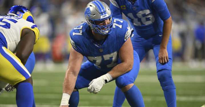 All-Pro center Frank Ragnow tells Lions he plans to retire