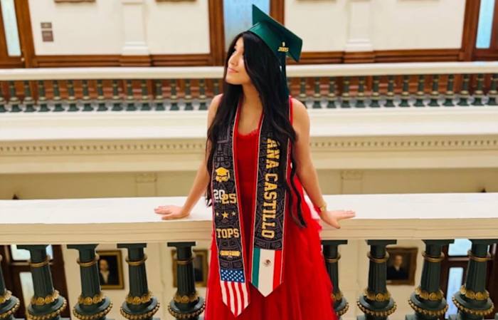 Self-taught pianist makes mark at graduation