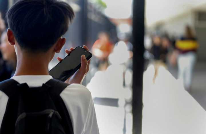 NY Se Prepara Para Prohibir Celulares En La Escuela