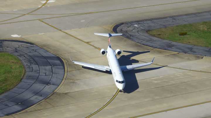 Canceled Flights: Delta Air Lines Grounds 45 Bombardier CRJ900s To Inspect WiFi Systems