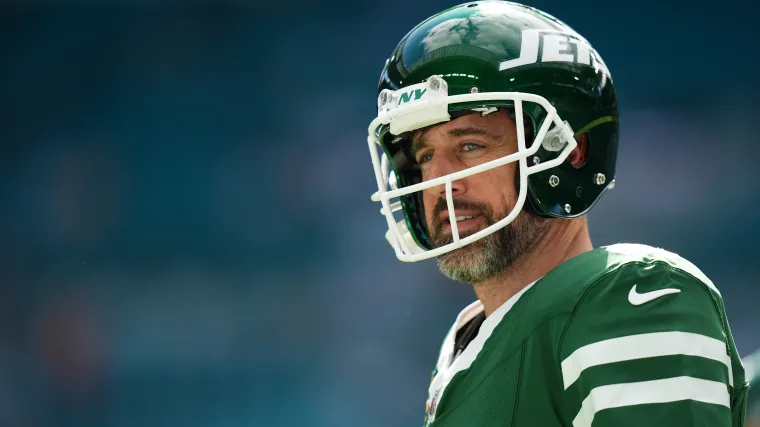 Aaron Rodgers picks Steelers jersey number and it isn't 12